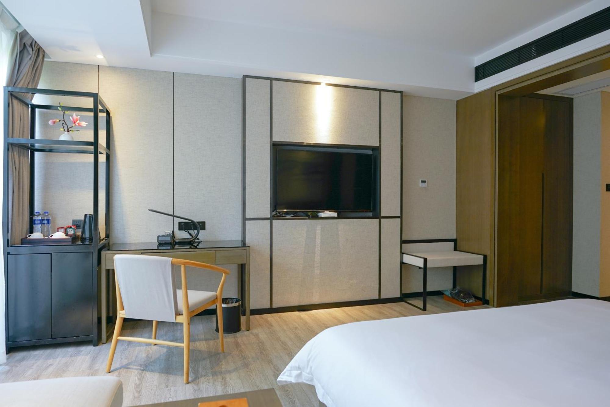 Paco Hotel Tiyuxilu Metro Guangzhou-Free Shuttle Bus During Canton Fair Exterior foto